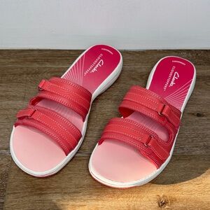 Clarks Cloudsteppers Adjustable Comfort Slide Sandals Size  8